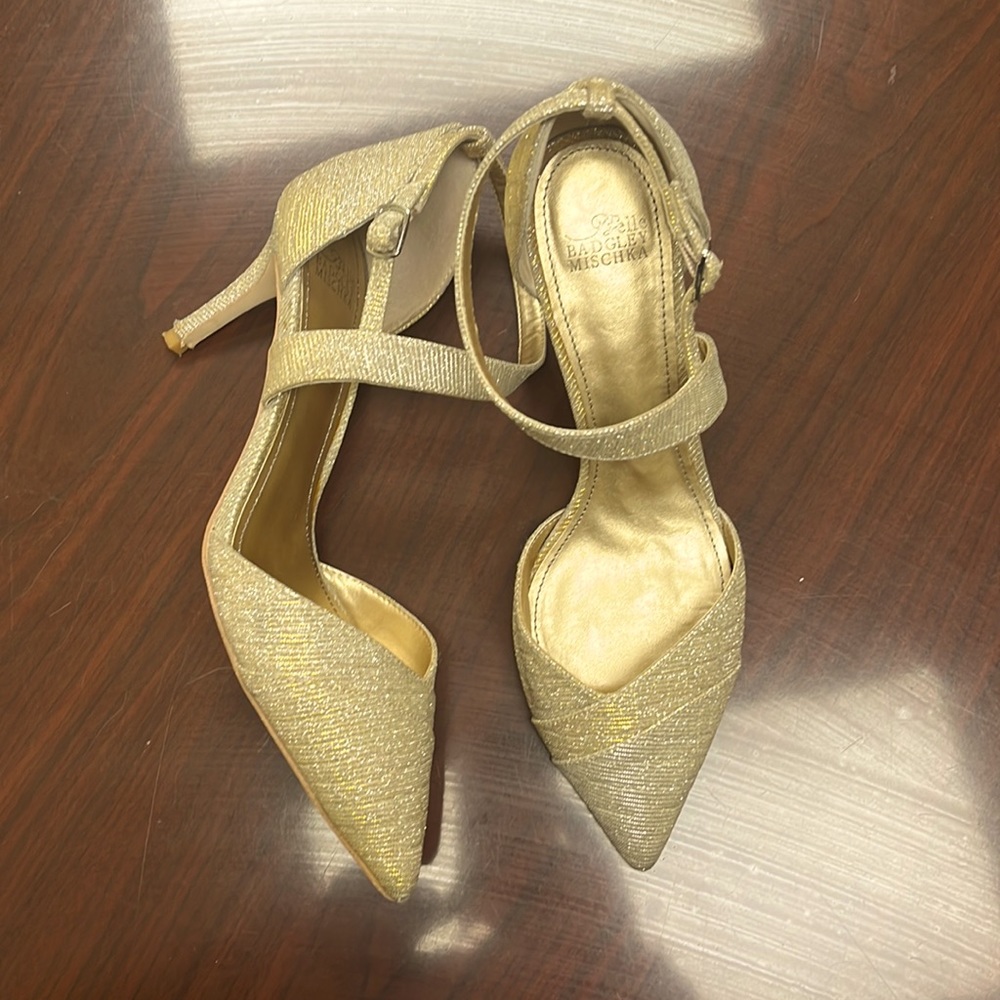 Belle by Badgley Mischka shoes